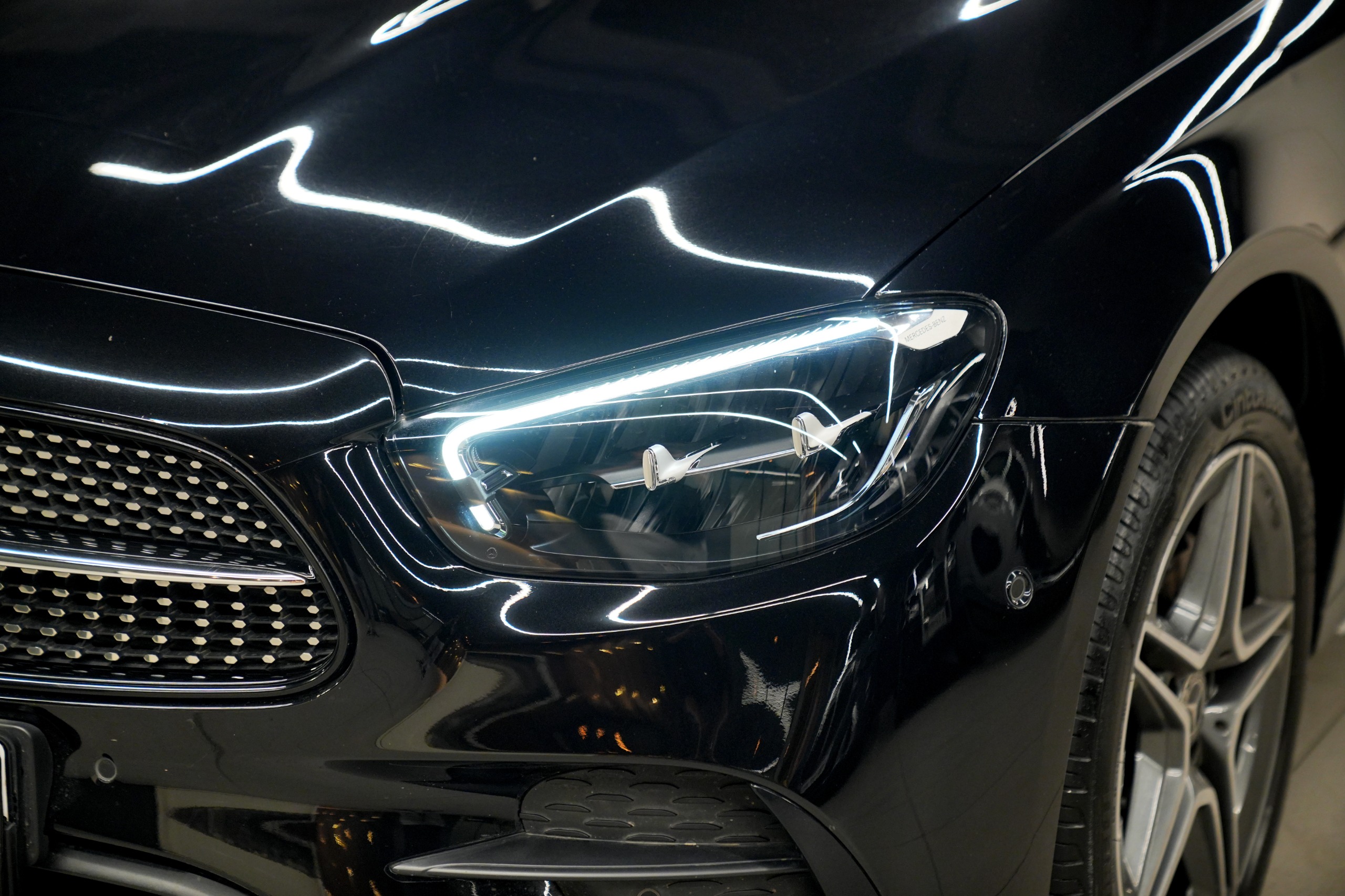 Mercedes-Benz E-Class  E200 AMG Line